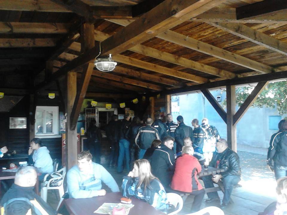 Drevenka Hotel Provodin Kültér fotó