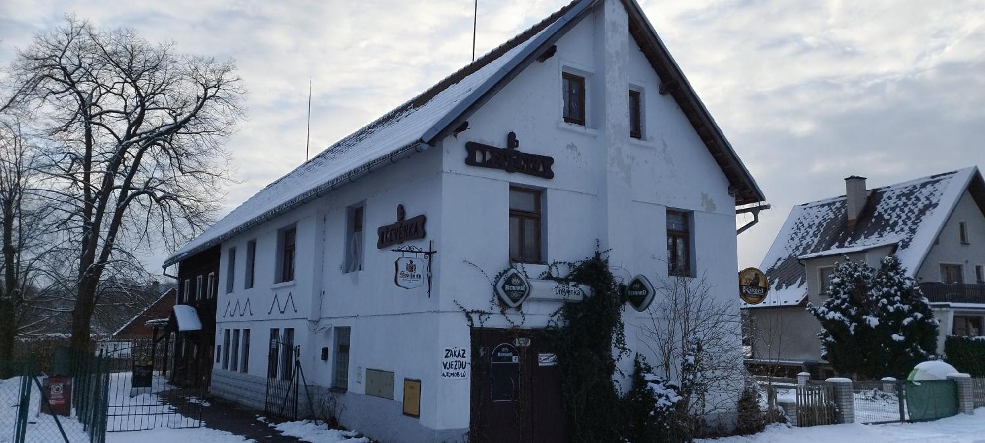 Drevenka Hotel Provodin Kültér fotó